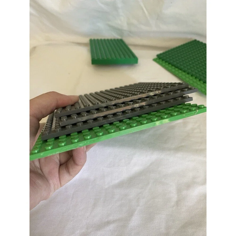 Lot of 7 Lego Base Plates Thick Thin #51